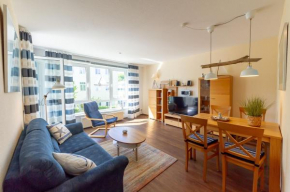 Haus Holstein - WG 6 mit Balkon, strandnah